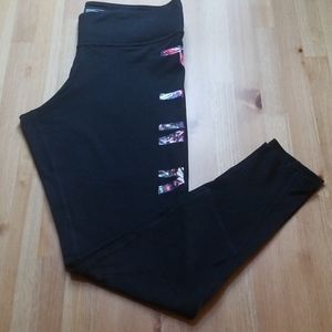 PINK Victoria's Secret leggings